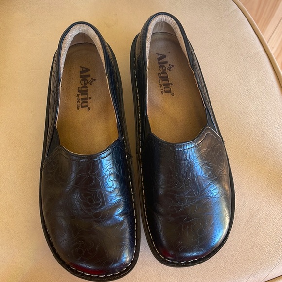 Alegria Debra-531 Clog Womens Size EUR 39. US 8.5. Black. In Like New Condition. - Picture 3 of 5